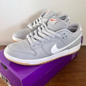 Size 7.5 - Nike SB Dunk Low Wolf Grey Gum DV5464-001